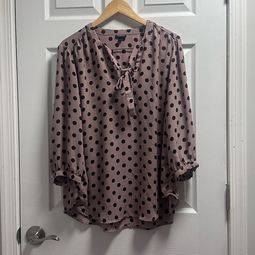 Torrid Polka Dot Tie-Neck Blouse - Taupe/Black